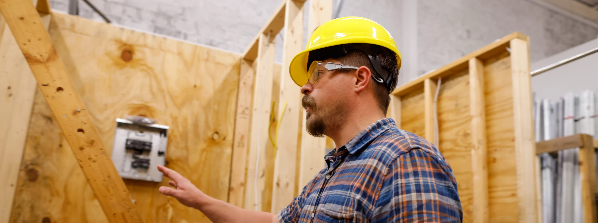 Workforce & Industry Training Course Schedules Banner